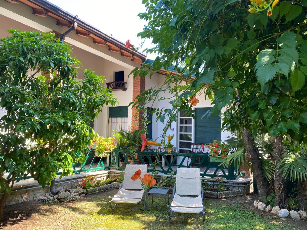 טוסקולנו מדרנו Casa Vacanze Gabbianella Villa Con Giardino Lungolago Maderno מראה חיצוני תמונה