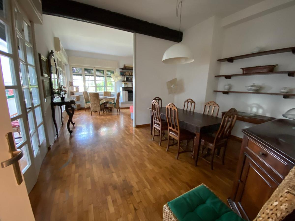 טוסקולנו מדרנו Casa Vacanze Gabbianella Villa Con Giardino Lungolago Maderno מראה חיצוני תמונה