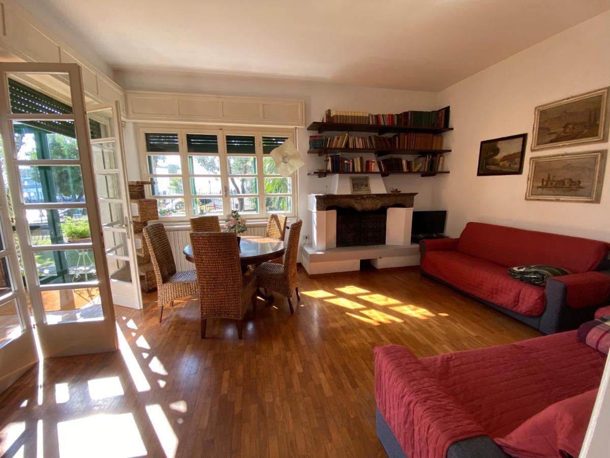 טוסקולנו מדרנו Casa Vacanze Gabbianella Villa Con Giardino Lungolago Maderno מראה חיצוני תמונה