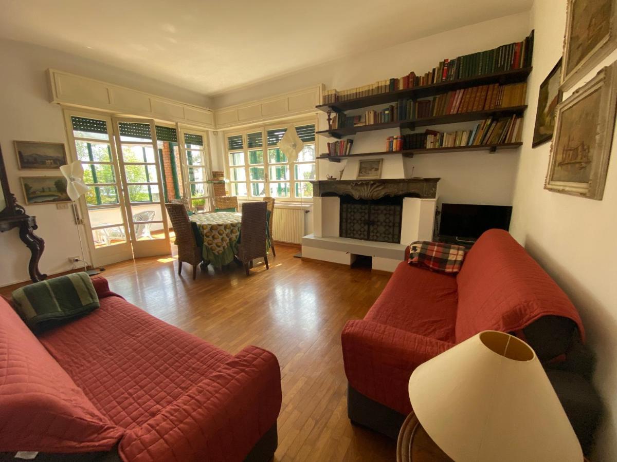 טוסקולנו מדרנו Casa Vacanze Gabbianella Villa Con Giardino Lungolago Maderno מראה חיצוני תמונה