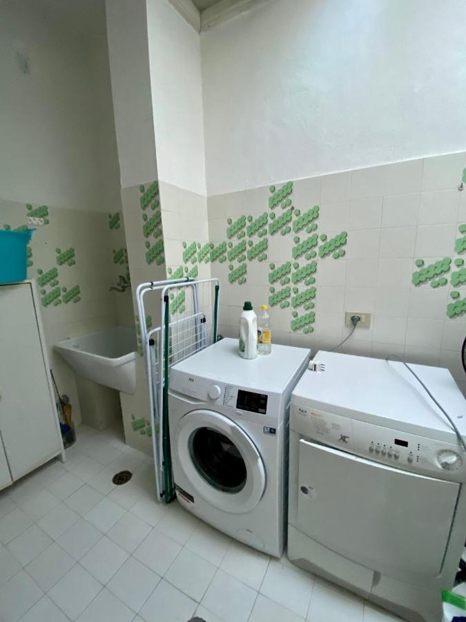 טוסקולנו מדרנו Casa Vacanze Gabbianella Villa Con Giardino Lungolago Maderno מראה חיצוני תמונה